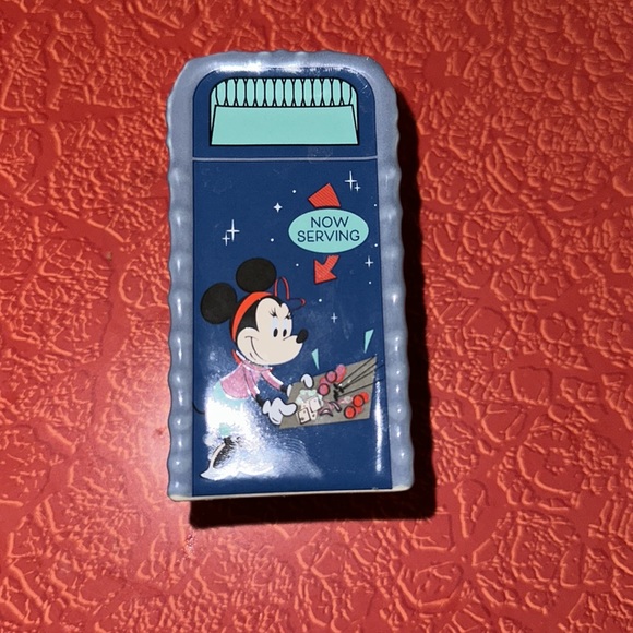 Epcot food and wine festival 2022 trash can salt /pepper shaker Disney Parks WDW - Picture 3 of 6